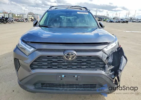 2024 Toyota Rav4 Xle z USA, uszkodzony, nr VIN 2T3P1RFV0RC445030